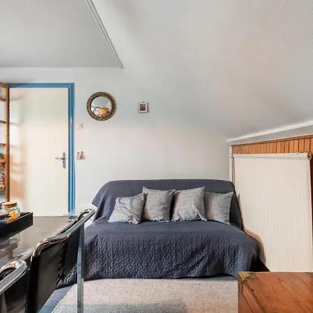 Cozy room in residential Alkmaar-2