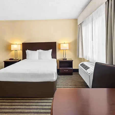 Quality Inn & Suites Vancouver - Hazel Dell-3
