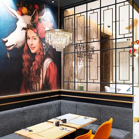 Three Corners Avenue Hotel-2