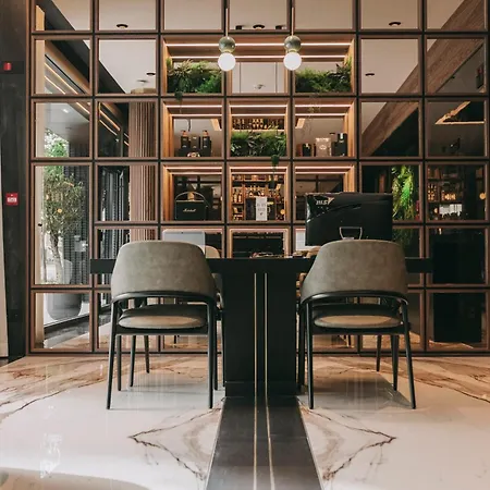 Hotels 705 Porto Prime Home-2