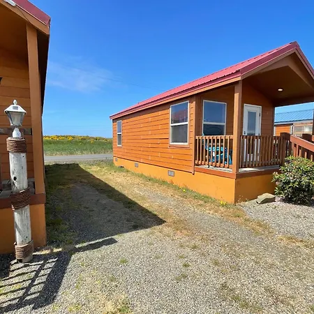 Westport Inn Cabins-3