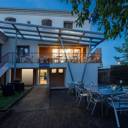 Sure Hotel By Best Western Saintes-3