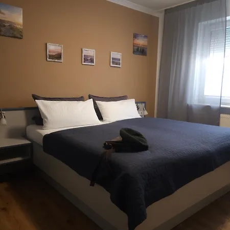 Hotel Am Deich-3