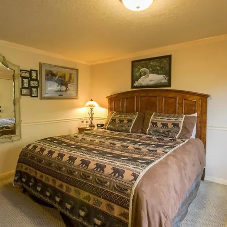 Yellowstone Gateway Inn-2