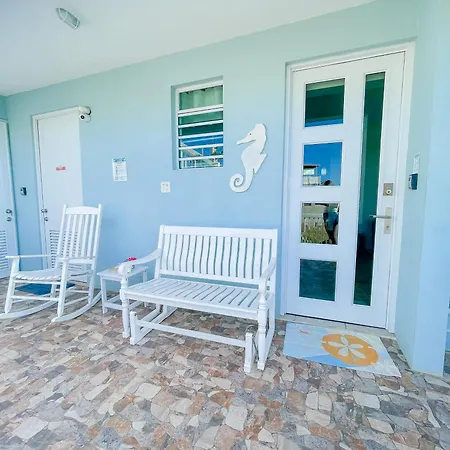 Island Charm Culebra Studios & Suites-3