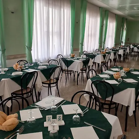 Hotel Rex-2