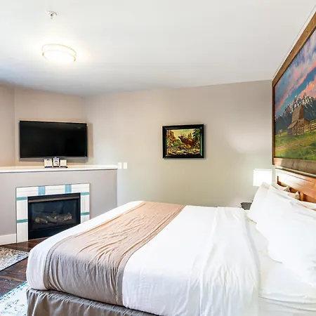 Blue Elk Inn-2