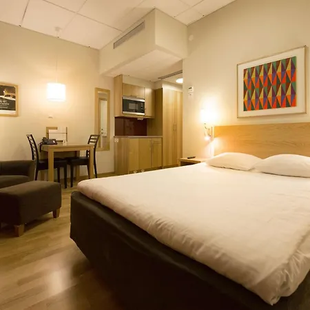 Sky Hotel Malmoe City-2