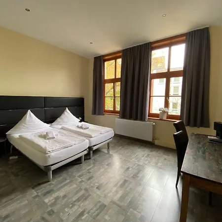 Avalon Bed&Breakfast Themen/- Nichtraucherhotel-2