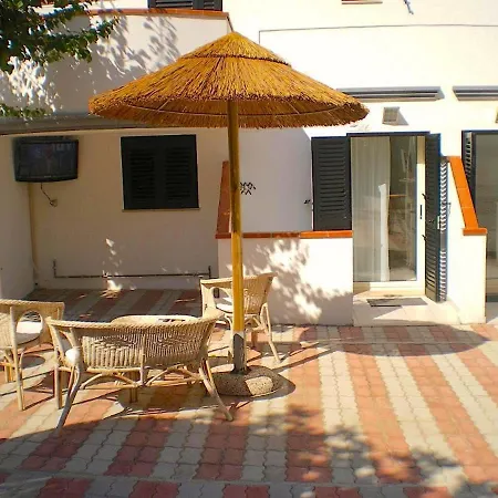 Residence&Bed e Breakfast AlaMarina-3