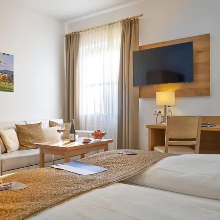 Wander und Aktiv Hotel Rösslwirt-2