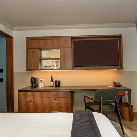 Inn At The Market-2