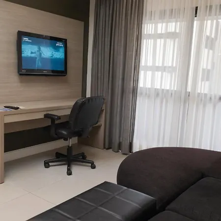 Hotel Adrianópolis All Suites-2