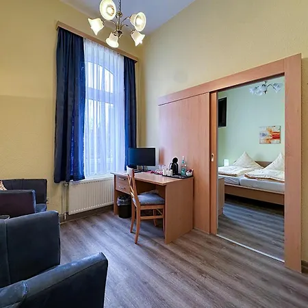 Hotel Graf Waldersee-2