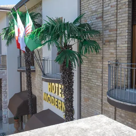 Hotel Moderno-2