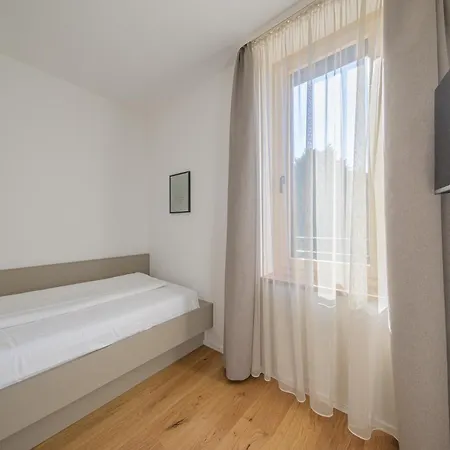 Hotel Die Alm-3