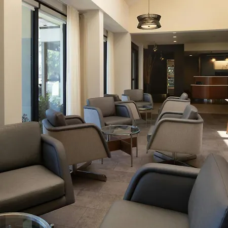 Courtyard By Marriott Fresno-2