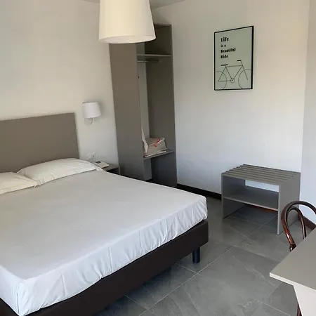 Hotel Ghironi-3