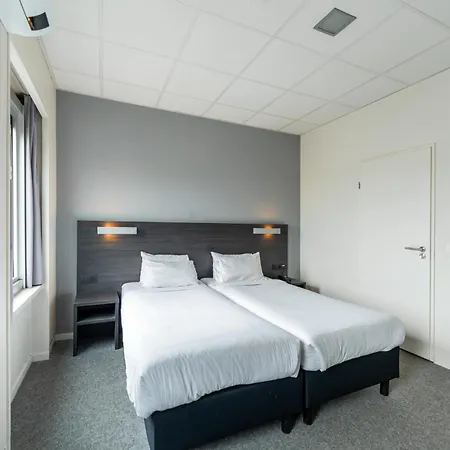 Antwerp Harbour Hotel-2