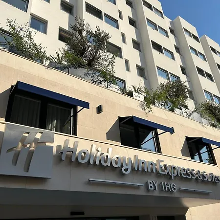 Holiday Inn Express&Suites Lisbon - Príncipe Real by IHG-3