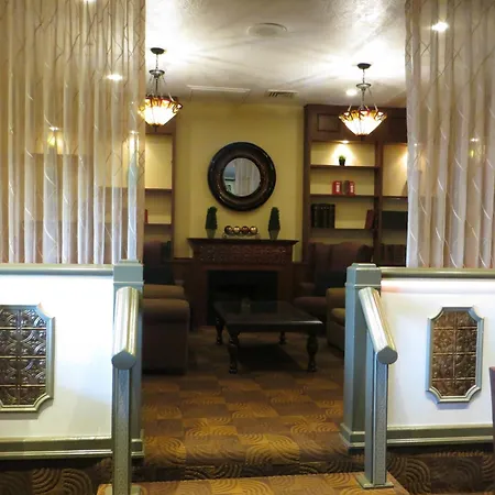 Best Western Plus Grosvenor Airport Hotel-3