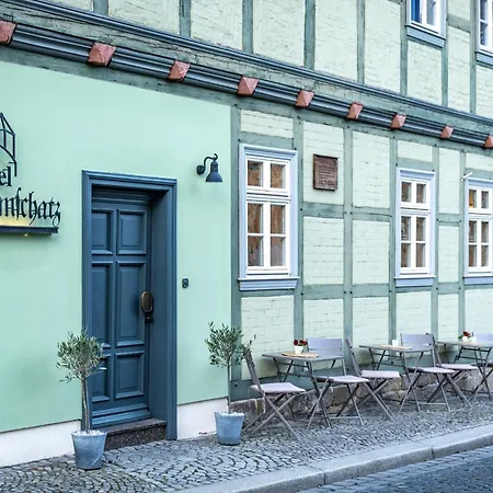 Hotel Domschatz-2