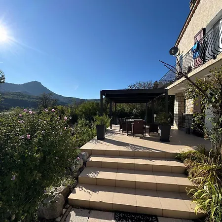 BNB Castellane Chambre d'Hotes B&B-3