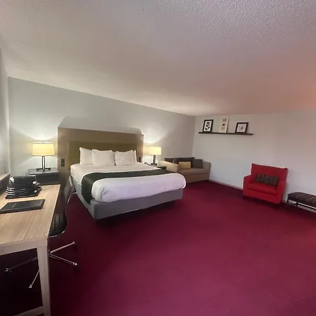 Pictured Rocks Inn And Suites-2