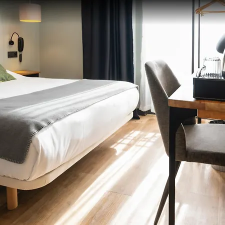 Hotel Sub-3