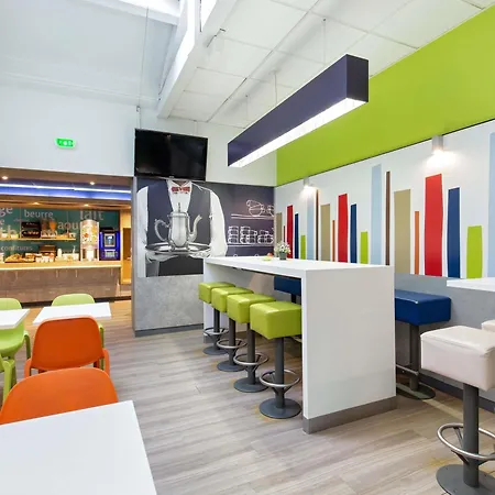 Ibis Budget Cavaillon-2