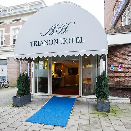 Budget Trianon Hotel-3