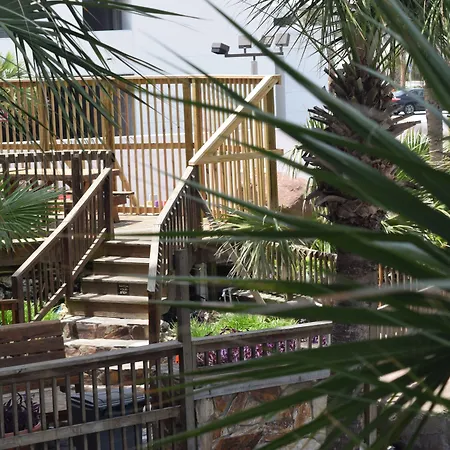 Days Inn By Wyndham Panama City Beach Beachfront Resort-3