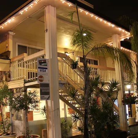 Caravelle Inn Extended Stay-3