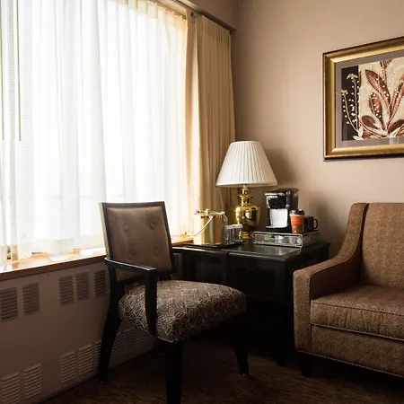 The Hotel Captain Cook-2