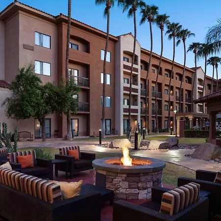 Sonesta Select Phoenix Camelback-3