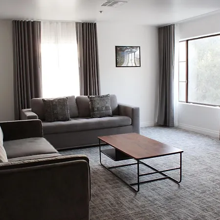 Vinland Hotel And Lounge-2