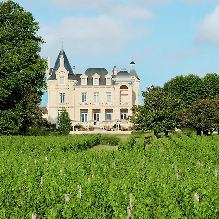 Château Hôtel Grand Barrail-3