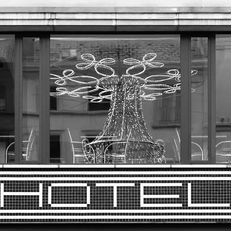 Hotel Chambord-2