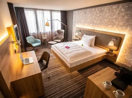 Leoso Hotel Leverkusen-2