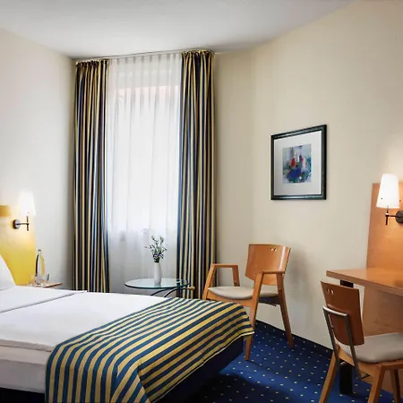 IntercityHotel Stralsund-2