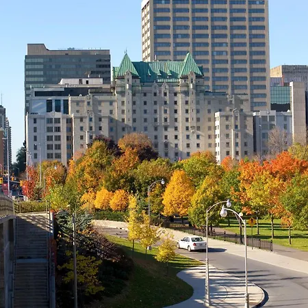 Lord Elgin Hotel-3