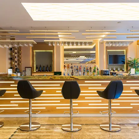 Prestige Hotel Old City-3
