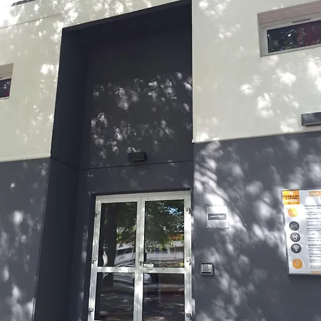 Première Classe Rennes sud Est-2