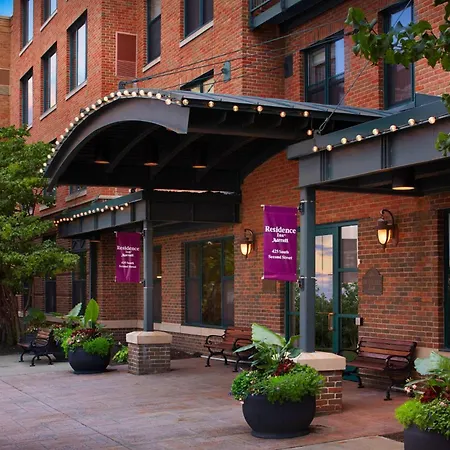 Residence Inn Minneapolis Downtown At The Depot-3