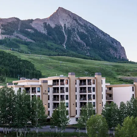 The Plaza Condominiums, A Vail Resorts Property-2