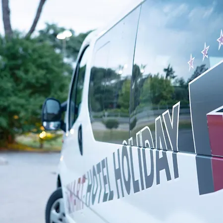 Smart Hotel Holiday-2