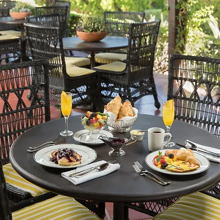 Ingleside Estate Hotel & Bungalows- Adults Only-3