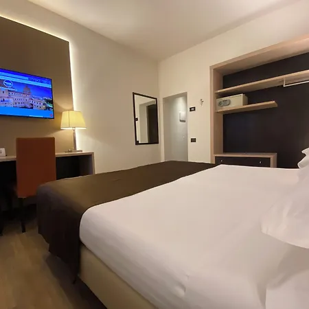 Hotel Carlton-2