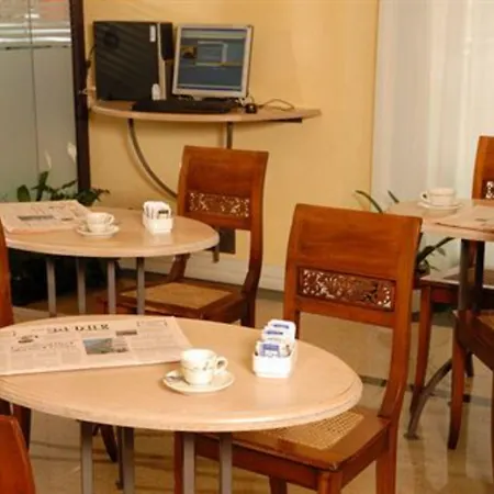 Hotel Terminal-2