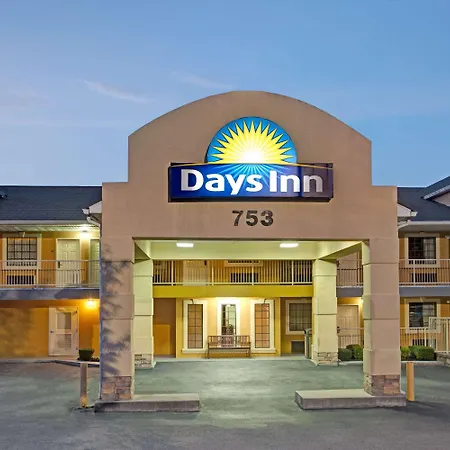 Days Inn By Wyndham Marietta White Water-2